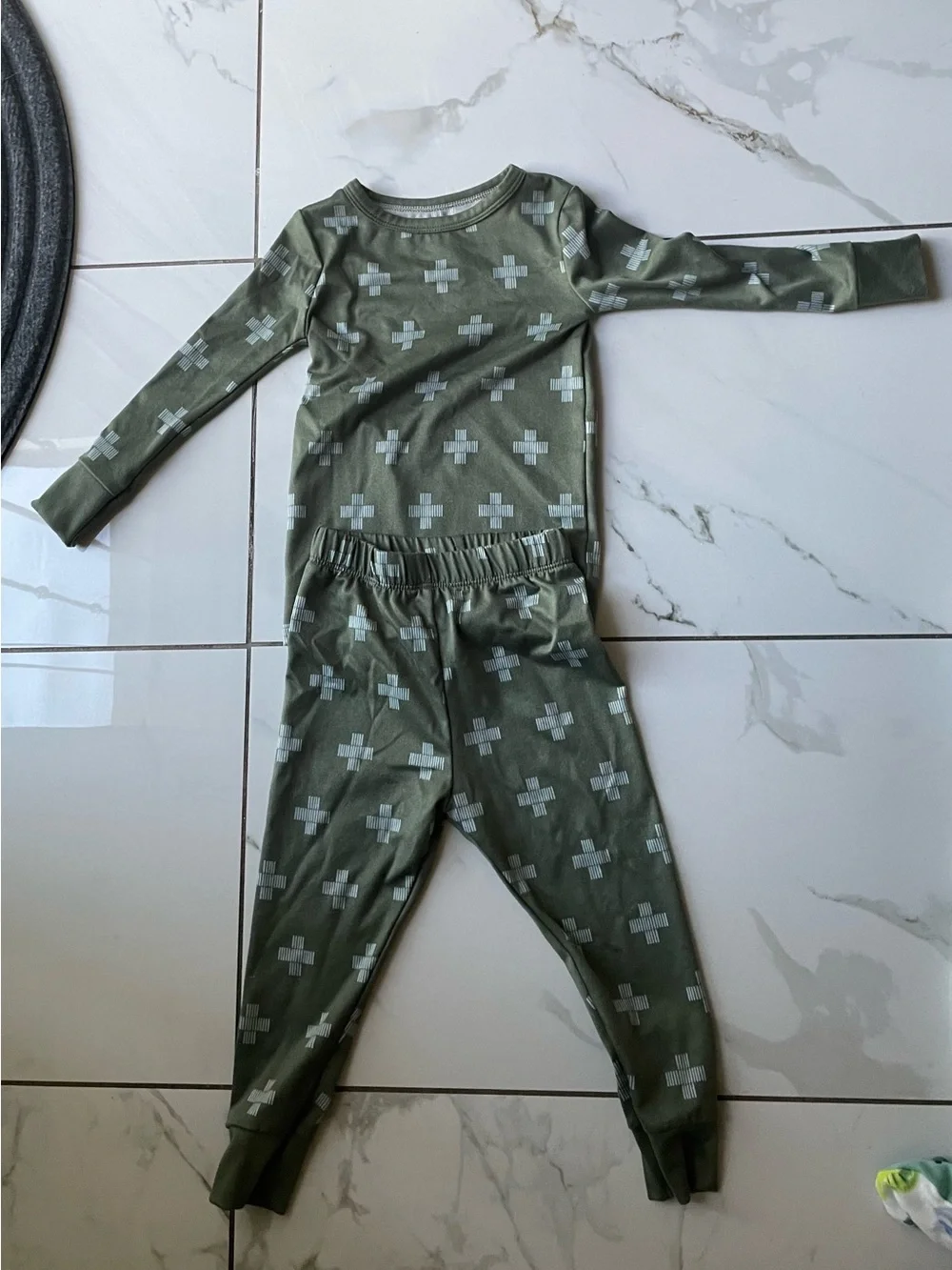 cloud island Olive Green Long-Sleeve Pajama Set with Light Gray Crosses